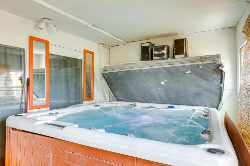 Canal-Front Ruskin Home with Private Hot Tub and Dock! in Ruskin (FL) Canal-Front Ruskin Home with Private Hot Tub and Dock! in Ruskin (FL)