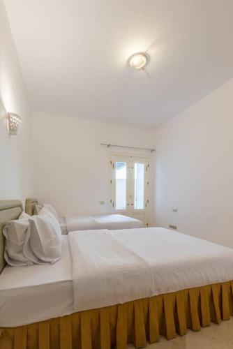 Abutig Marina flat ground floor