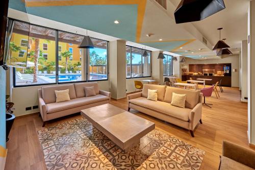 Lobby, City Express Plus by Marriott Cabo San Lucas in El Tezal Lobby, City Express Plus by Marriott Cabo San Lucas in El Tezal