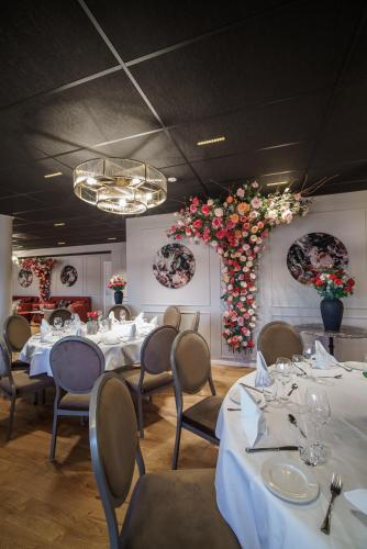 Eten en drinken, Molde Fjordstuer - By Classic Norway Hotels in Molde Eten en drinken, Molde Fjordstuer - By Classic Norway Hotels in Molde
