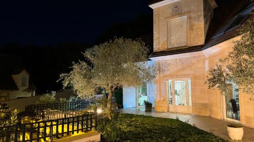 Magnifique maison située à 14 km de la Tour Eiffel (Magnifique maison situee a 14 km de la Tour Eiffel) in Igny Magnifique maison située à 14 km de la Tour Eiffel (Magnifique maison situee a 14 km de la Tour Eiffel) in Igny