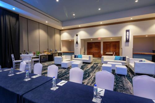 Конферентни зали/банкетни зали, Hilton Aruba Caribbean Resort and Casino in Ноорд Конферентни зали/банкетни зали, Hilton Aruba Caribbean Resort and Casino in Ноорд
