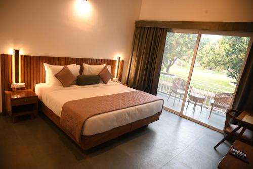 Mango Leaf Lake Resort in Gorhe Khurd Mango Leaf Lake Resort in Gorhe Khurd