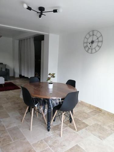 المرافق, Joli studio calme et moderne in Pertuis Town Center المرافق, Joli studio calme et moderne in Pertuis Town Center