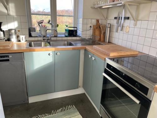 Eternellgarden, Boende med sjalvhushall, nara Stenshuvuds Nationalpark in Kivik Eternellgarden, Boende med sjalvhushall, nara Stenshuvuds Nationalpark in Kivik