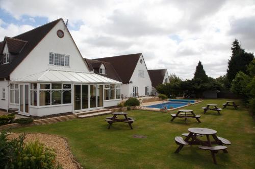 Kert, Badgers Mount Hotel in Elmesthorpe Kert, Badgers Mount Hotel in Elmesthorpe