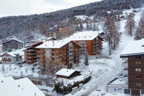 Cosy apartment with a beautiful view - 50m from ski lift in Nendaz Cosy apartment with a beautiful view - 50m from ski lift in Nendaz