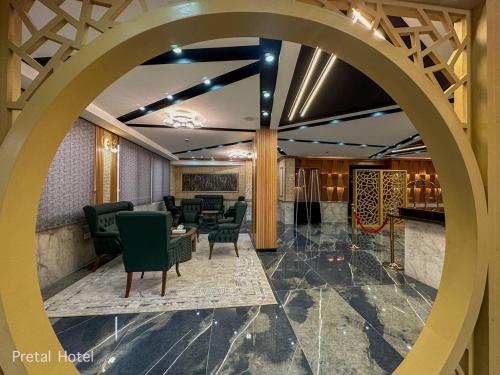 Empfangshalle, Pretal Hotel in Jarash Empfangshalle, Pretal Hotel in Jarash