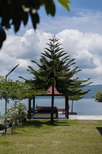 Gokhon Guest House in Samosir Gokhon Guest House in Samosir