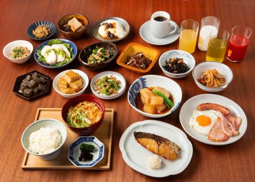 อาหารและเครื่องดื่ม, โซเท็ตสึ โฮเทลส์ เดอะ สเปลเซียร์ โยโกฮาม่า (SOTETSU HOTELS THE SPLAISIR YOKOHAMA) near พิพิธภัณฑ์เด็กอันพันแมน โยโกฮามา อาหารและเครื่องดื่ม, โซเท็ตสึ โฮเทลส์ เดอะ สเปลเซียร์ โยโกฮาม่า (SOTETSU HOTELS THE SPLAISIR YOKOHAMA) near พิพิธภัณฑ์เด็กอันพันแมน โยโกฮามา