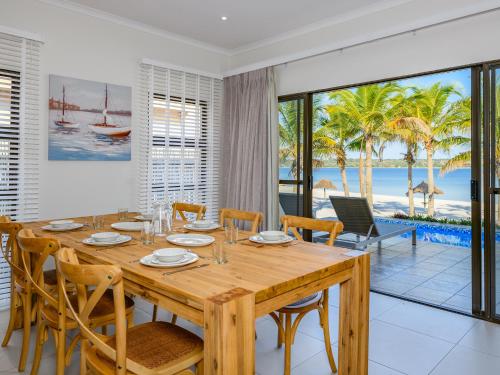 Παροχές, San Martinho Beach Club in Μπιλένε Παροχές, San Martinho Beach Club in Μπιλένε