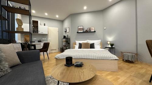 BELLAHOMES Apartments, Ground Floor, Aircondition, Private Parking, Airport 30 min in 埃爾倫塞 BELLAHOMES Apartments, Ground Floor, Aircondition, Private Parking, Airport 30 min in 埃爾倫塞