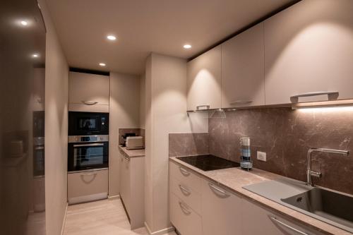 Residence Hoteliere Chambord au coeur de Menton - entierement renovee in Menton Residence Hoteliere Chambord au coeur de Menton - entierement renovee in Menton