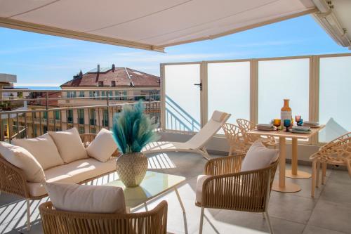 Residence Hoteliere Chambord au coeur de Menton - entierement renovee in Menton Residence Hoteliere Chambord au coeur de Menton - entierement renovee in Menton
