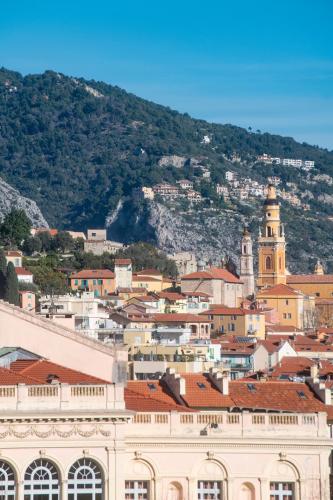 Residence Hoteliere Chambord au coeur de Menton - entierement renovee in Menton Residence Hoteliere Chambord au coeur de Menton - entierement renovee in Menton