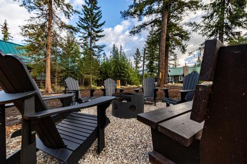 Pine Bungalows in Jasper Pine Bungalows in Jasper