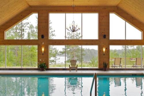 Rustic & Modern Chalet 32 Acre of Land in Saint-Paulin Rustic & Modern Chalet 32 Acre of Land in Saint-Paulin