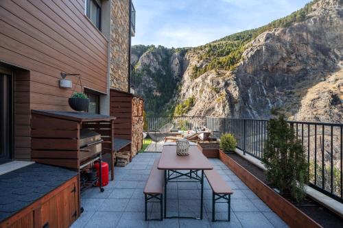 Fasiliti, UNIQUE 57m2 Terraza BBQ vista mágica10 (UNIQUE 57m2 Terraza BBQ vista magica10) in Prats Fasiliti, UNIQUE 57m2 Terraza BBQ vista mágica10 (UNIQUE 57m2 Terraza BBQ vista magica10) in Prats