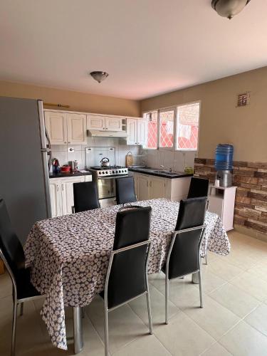 مطبخ, Hermosa y cómoda casa en Cochabamba (Hermosa y comoda casa en Cochabamba) in Cochabamba مطبخ, Hermosa y cómoda casa en Cochabamba (Hermosa y comoda casa en Cochabamba) in Cochabamba