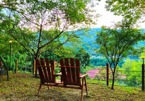 Lingkungan sekitar, Hula Garden in Shitan Township Lingkungan sekitar, Hula Garden in Shitan Township