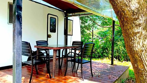 Balkon/teras, Hula Garden in Shitan Township Balkon/teras, Hula Garden in Shitan Township