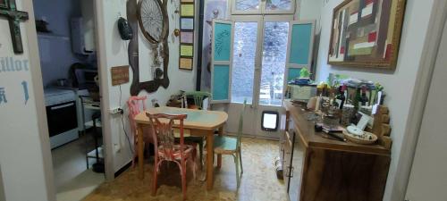 Létesítmények, Apartament Volcà Aiguanegra (Apartament Volca Aiguanegra) in Sant Joan Les Fonts Létesítmények, Apartament Volcà Aiguanegra (Apartament Volca Aiguanegra) in Sant Joan Les Fonts