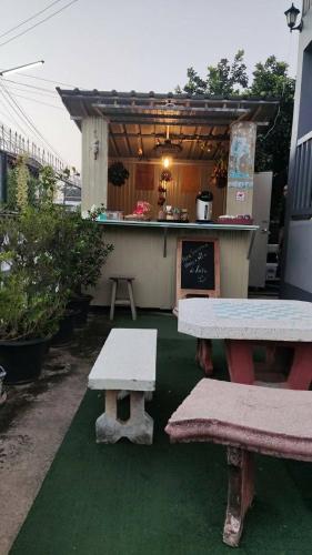เรือนวรา - Wara Guesthouse near Morning Market เรือนวรา - Wara Guesthouse near Morning Market