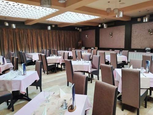 ห้องอาหาร, Park Hotel Gyula in กียูลา ห้องอาหาร, Park Hotel Gyula in กียูลา