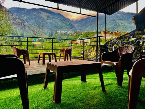Attrezzature e servizi, Hotel Green Link -#Near volvo bus stand #Mountain view #river view #open terrace in Manali Attrezzature e servizi, Hotel Green Link -#Near volvo bus stand #Mountain view #river view #open terrace in Manali