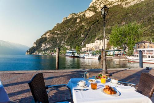 طعام و مشروبات, Hotel Sole Relax & Panorama in وسط مدينة ريفا ديل جاردا طعام و مشروبات, Hotel Sole Relax & Panorama in وسط مدينة ريفا ديل جاردا