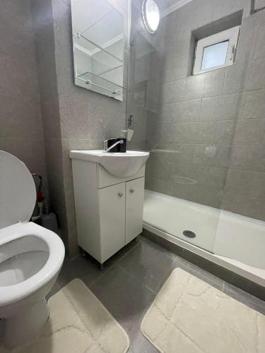 Zuhanyzó, Enjoy Apartment Barlad in Barlád Zuhanyzó, Enjoy Apartment Barlad in Barlád