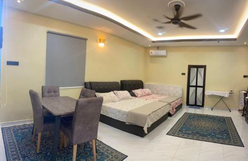 Casa di 400 m² con 1 camera(e) e 1 bagno(i) privato(i) in zona Kampung Keriang Dan (Makndak Roomstay) in Kampung Keriang Dan Casa di 400 m² con 1 camera(e) e 1 bagno(i) privato(i) in zona Kampung Keriang Dan (Makndak Roomstay) in Kampung Keriang Dan