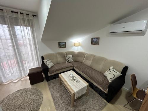 Belgrade Sunset Apartment in Čukarica Belgrade Sunset Apartment in Čukarica