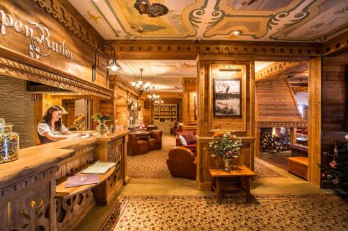 Пъб/Фоайе, Hotel Alpen Ruitor in Мерибел Пъб/Фоайе, Hotel Alpen Ruitor in Мерибел