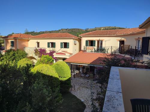 Elanthi Village Apartments in Zakynthos Island Elanthi Village Apartments in Zakynthos Island