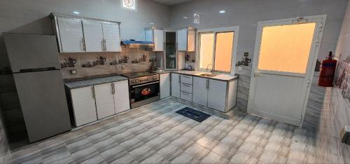 kuhinja, Jabal Masfut Villa استراحة جبل مصفوت in Sinadil kuhinja, Jabal Masfut Villa استراحة جبل مصفوت in Sinadil