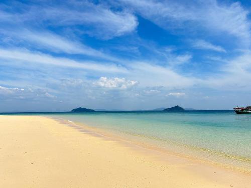 sofee homestay(Bulone Island)langu Satun Thailand in Koh Bulon sofee homestay(Bulone Island)langu Satun Thailand in Koh Bulon