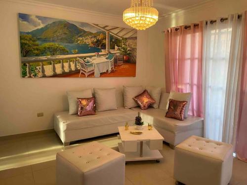 3 Santo Domingo Norte, Huge Charming apt close to all fun in Villa Mella 3 Santo Domingo Norte, Huge Charming apt close to all fun in Villa Mella