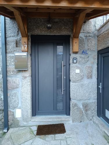 ทางเข้า, Casa dos Avós (Casa dos Avos) in เปนาลวา โด คาสติโล ทางเข้า, Casa dos Avós (Casa dos Avos) in เปนาลวา โด คาสติโล