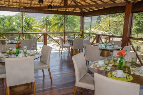 Casa em Saquarema com 8 suítes. (Casa em Saquarema com 8 suites.) in อิปิตังกาส Casa em Saquarema com 8 suítes. (Casa em Saquarema com 8 suites.) in อิปิตังกาส