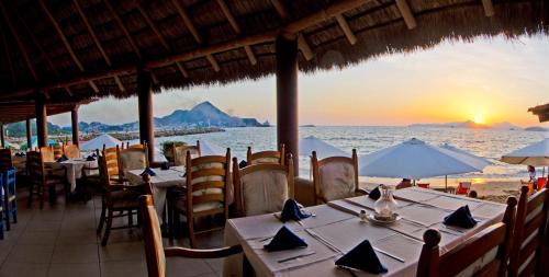 Restaurant, Hotel Marina Puerto Dorado - Todo Incluido in Manzanillo Restaurant, Hotel Marina Puerto Dorado - Todo Incluido in Manzanillo