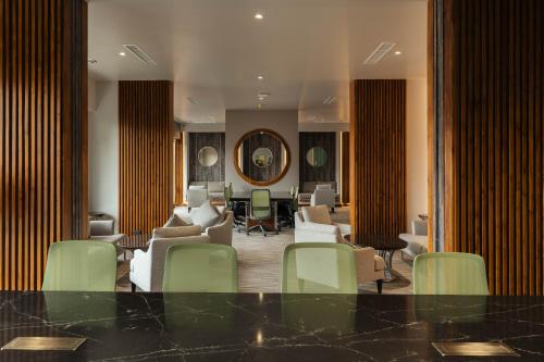 ศูนย์ธุรกิจ, เอสเอ็นเรสซิเดนซ์ (SNResidences) in พาทูเซย์/วิคทอรี เกท ศูนย์ธุรกิจ, เอสเอ็นเรสซิเดนซ์ (SNResidences) in พาทูเซย์/วิคทอรี เกท