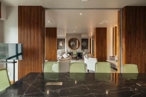 ศูนย์ธุรกิจ, เอสเอ็นเรสซิเดนซ์ (SNResidences) in พาทูเซย์/วิคทอรี เกท ศูนย์ธุรกิจ, เอสเอ็นเรสซิเดนซ์ (SNResidences) in พาทูเซย์/วิคทอรี เกท