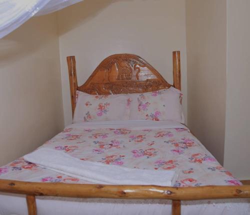 ShoeBill Safari Lodge in Fort Portal ShoeBill Safari Lodge in Fort Portal
