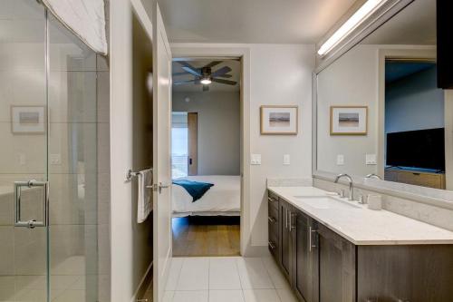 Landing - Modern Apartment with Amazing Amenities (ID4772X11) in Victory Park Landing - Modern Apartment with Amazing Amenities (ID4772X11) in Victory Park