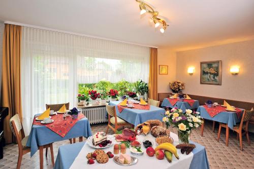 Hotel Pension Heidi in دوبيل Hotel Pension Heidi in دوبيل
