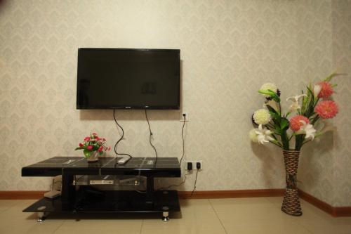 This photo about Xi'an Day By Day Apartment Hotel shared on HyHotel.com