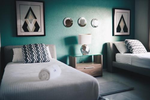 LUXURY CONDO BEACHFRONT AMARA