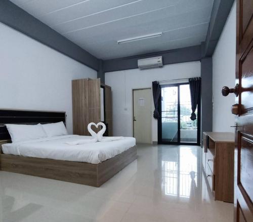 Pattanagorn Mansion near St. Andrews 2000 Pattanagorn Mansion near St. Andrews 2000