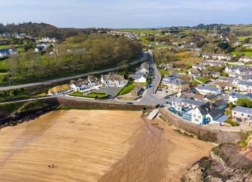 Seacliff Holiday Homes No 3 by Trident Holiday Homes in Dunmore East Seacliff Holiday Homes No 3 by Trident Holiday Homes in Dunmore East